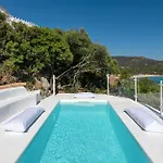 Villa Seafront With Private Pool Maracalagonis