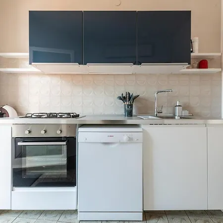 Villa Seafront With Private Pool