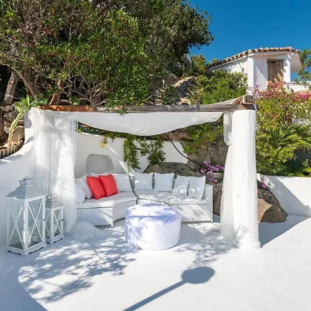 וילה Seafront With Private Pool *