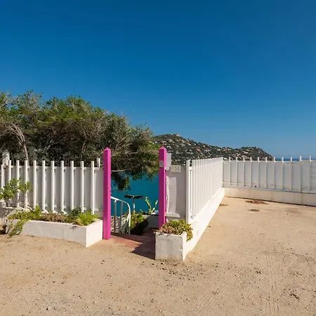 ヴィラ Seafront With Private Pool *
