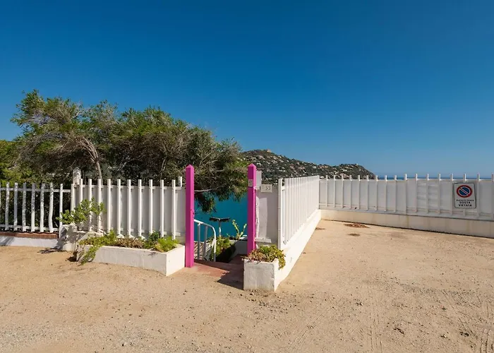 Seafront With Private Pool Villa *